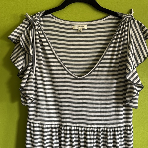 Max Studio Black & White Stretch Knit Striped Tiered Midi Dress Size L - Picture 2 of 8